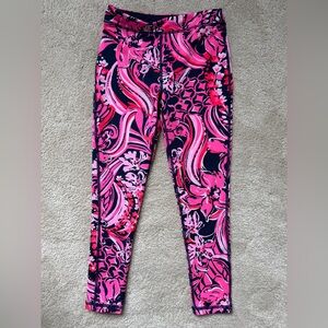 Lilly Pulitzer Pink and Navy Patterned Kids Leggings. Girls 6-7. EEUC
